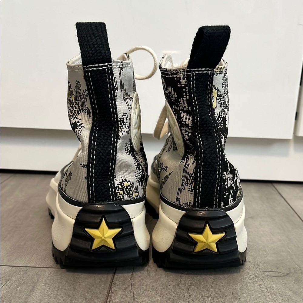 NWOT CONVERSE Run Star Hike High Floral Jacquard Fusion Sneakers, Size 8 - Picture 4 of 12
